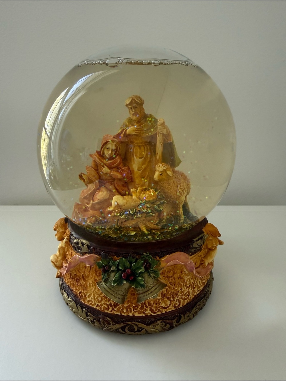 Vintage Nativity Musical Snow Globe Silent Night Christmas Water Globe ROC